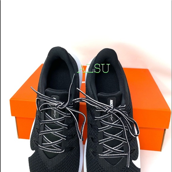 Nike Quest 2 Black White Canvas Women’s Sneakers - Picture 5 of 11